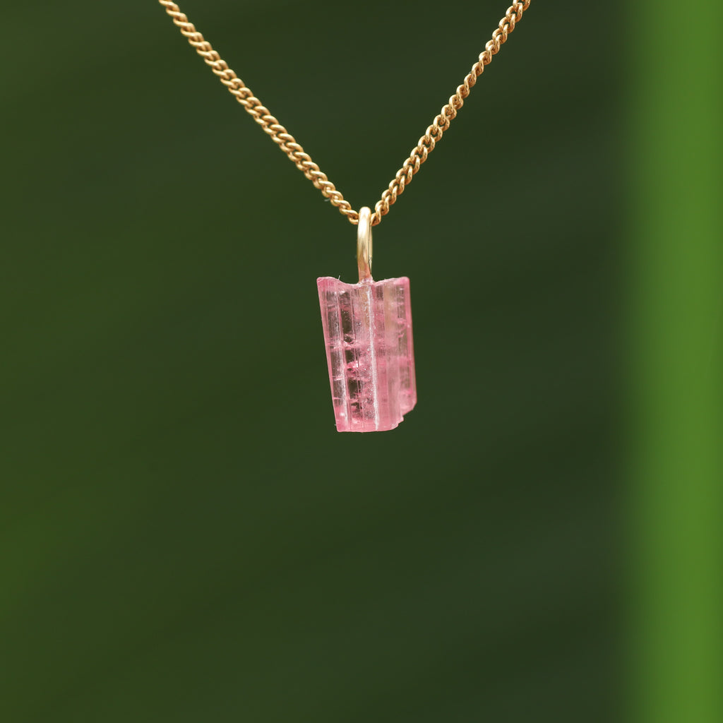 Ruwe roze Toermalijn - Siberië