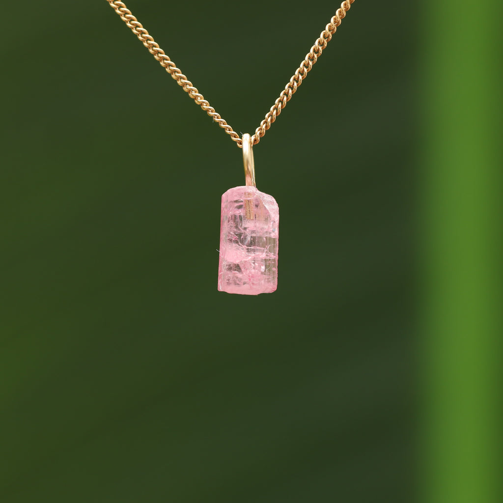 Ruwe roze Toermalijn - Siberië