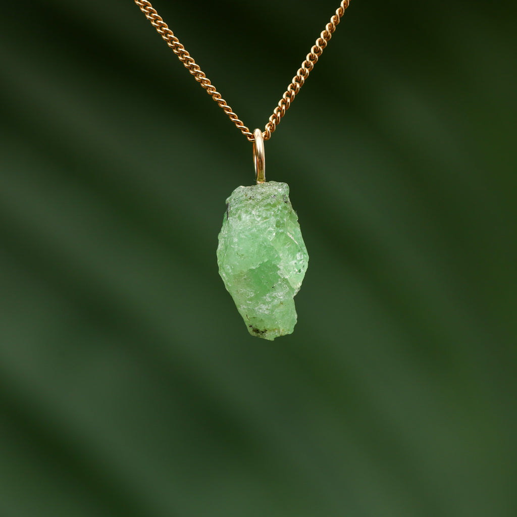 Ruwe Tsavoriet granaat