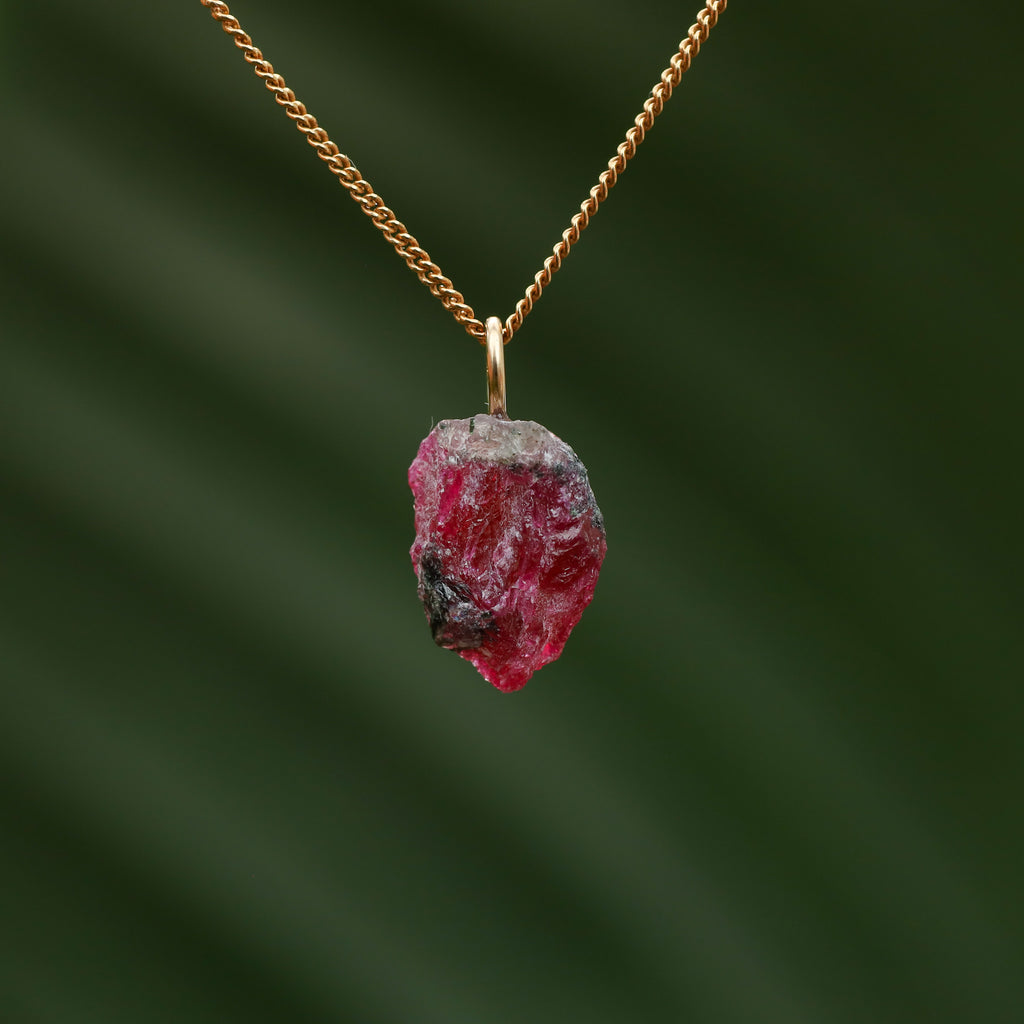 Ruwe Robijn met Zoisiet - Tanzania