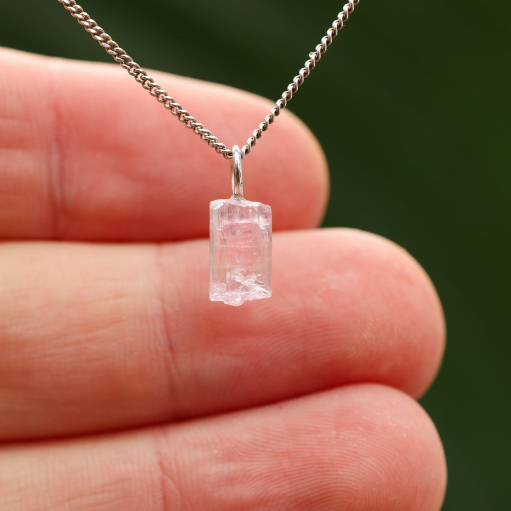 Ruwe roze Toermalijn