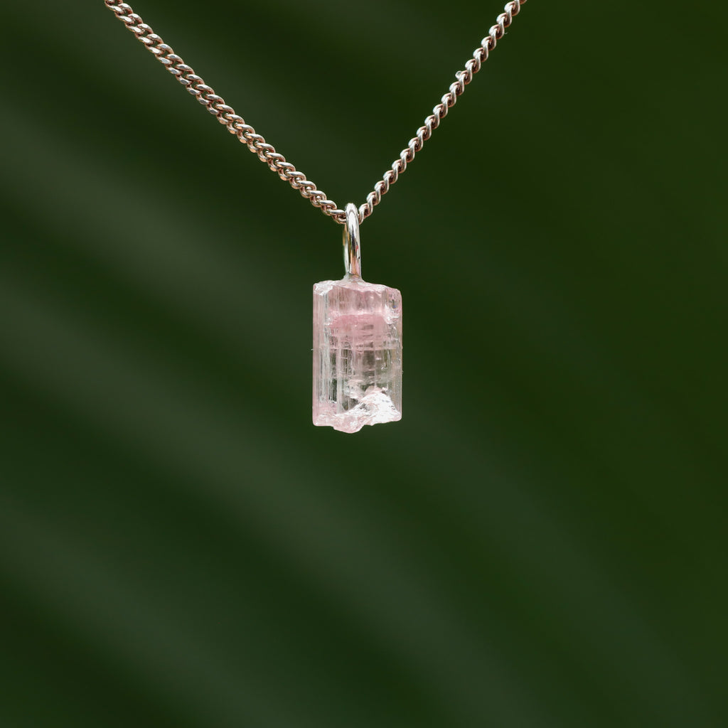 Ruwe roze Toermalijn