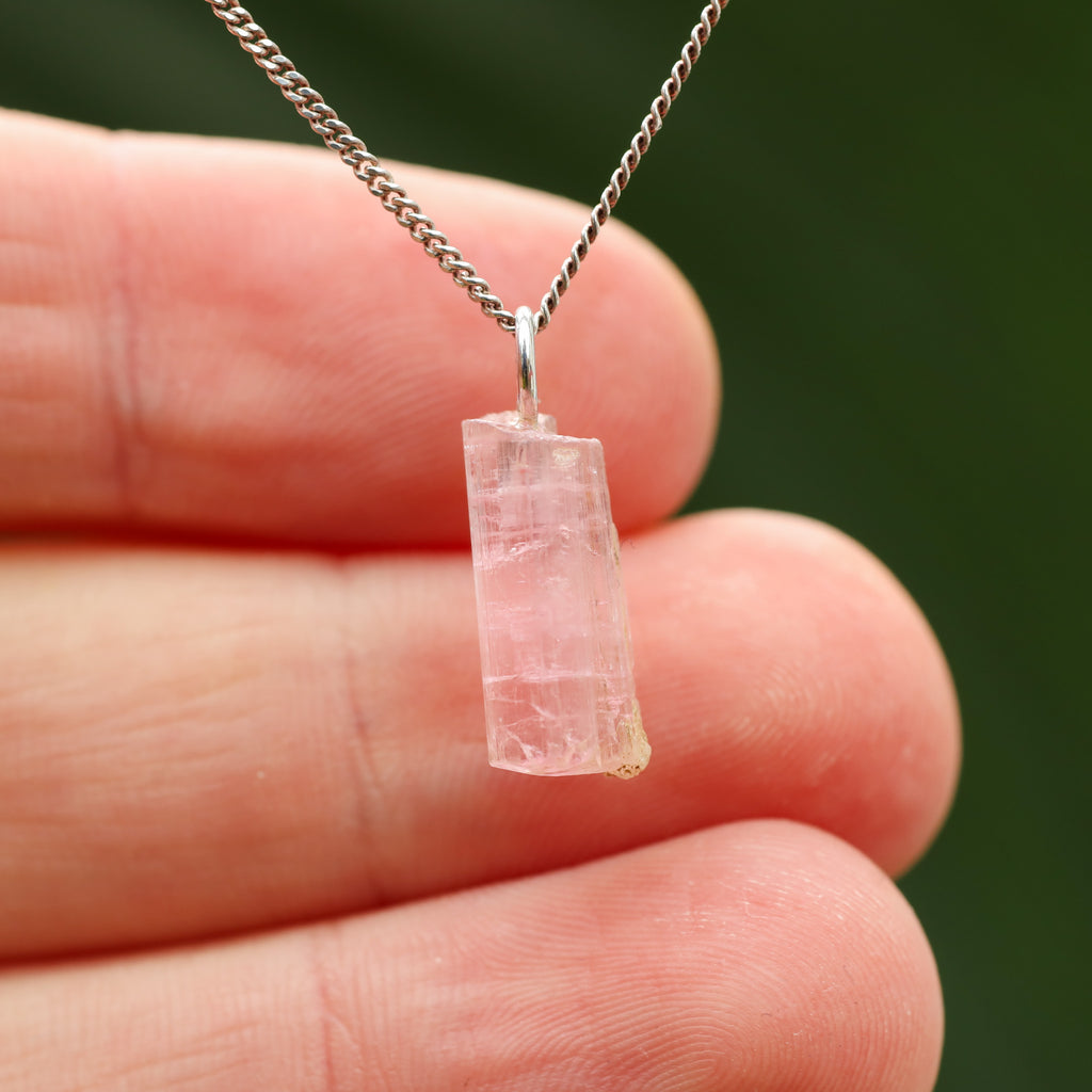 Ruwe roze Toermalijn