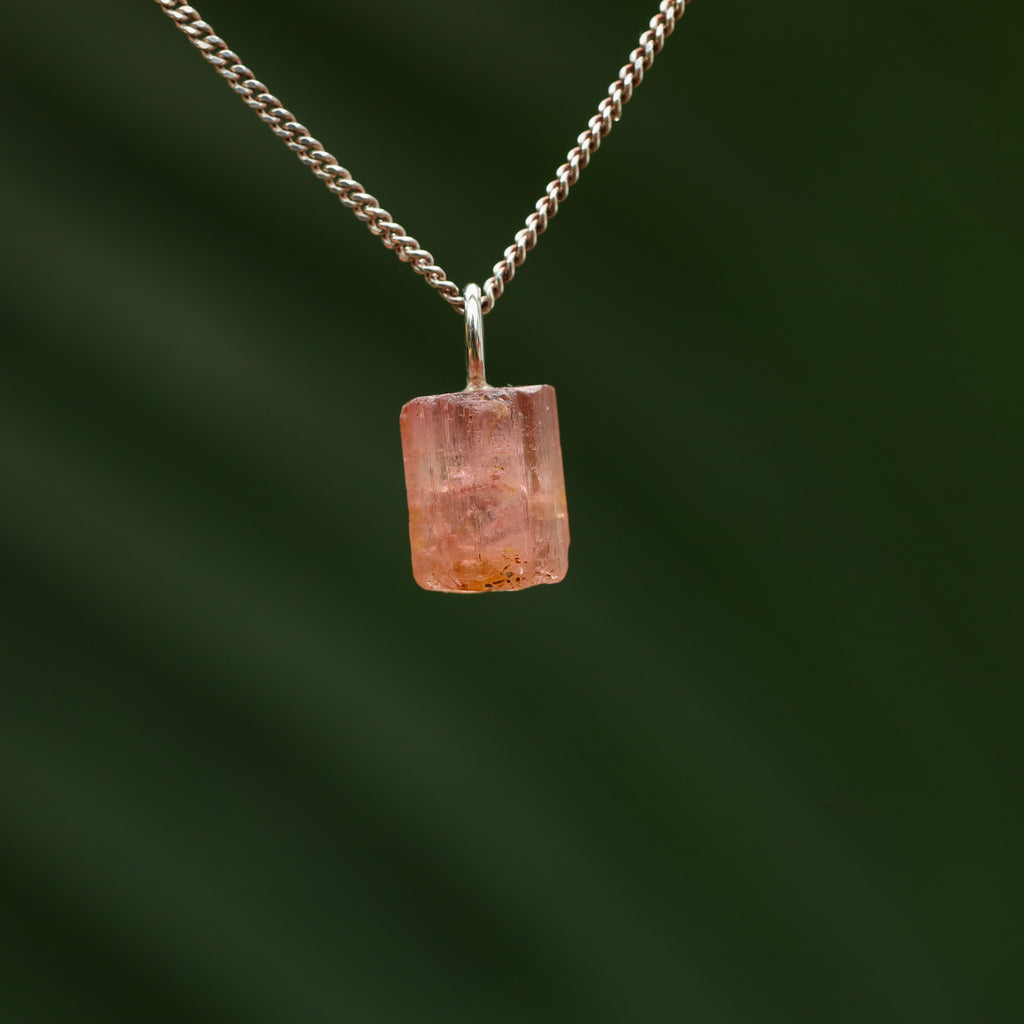 Ruwe roze Toermalijn