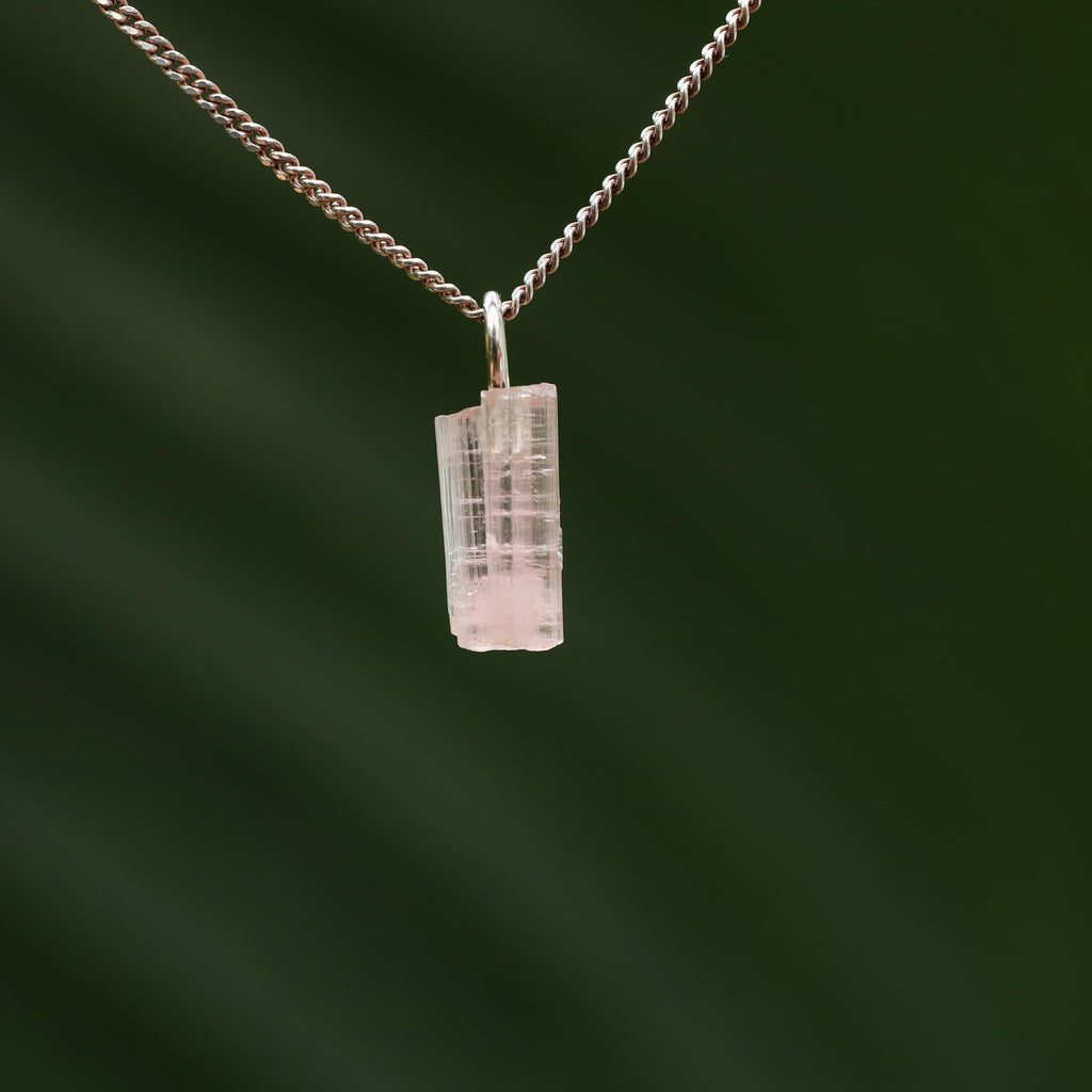 Ruwe roze Toermalijn