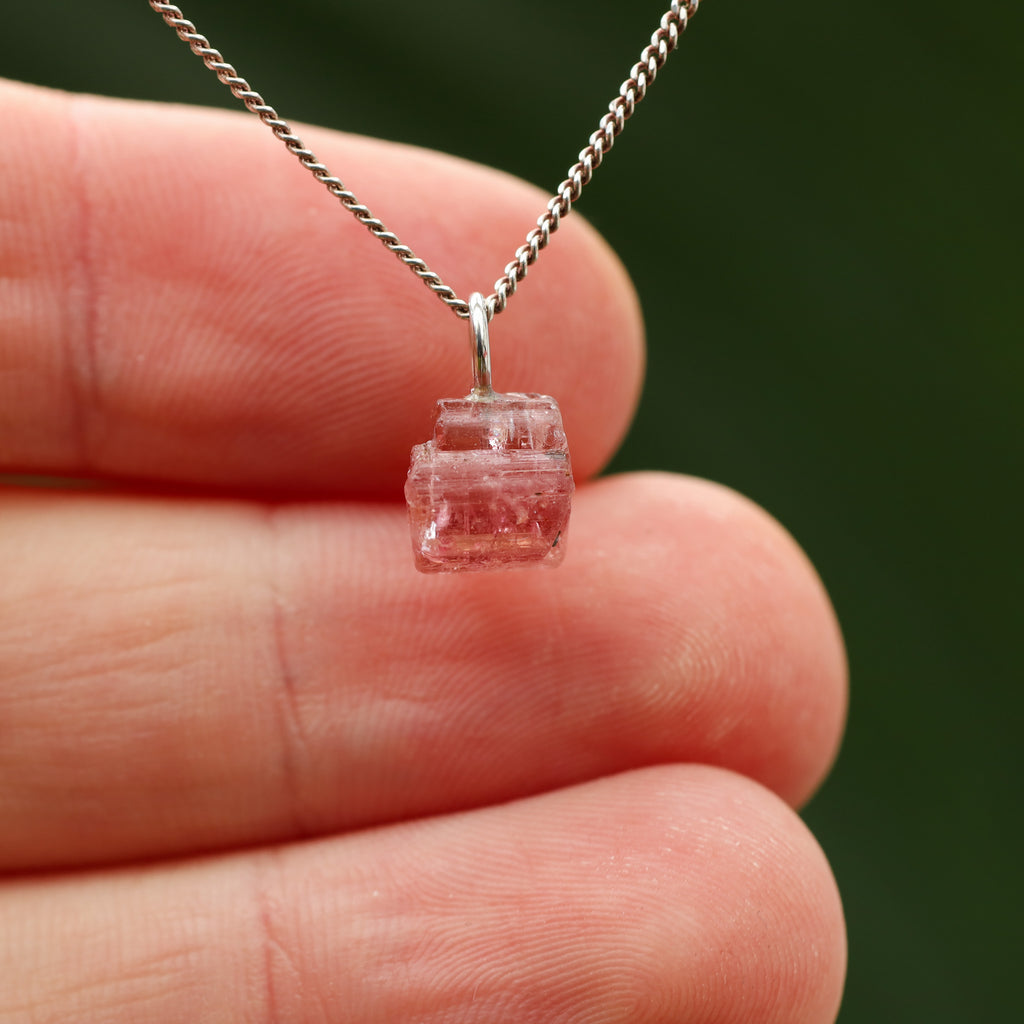 Ruwe roze Toermalijn