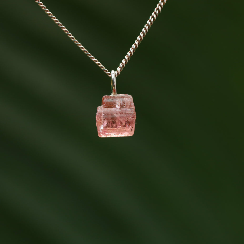 Ruwe roze Toermalijn