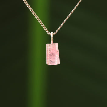 Roze toermalijn hanger