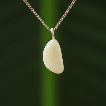 Witte australisch opaal hanger