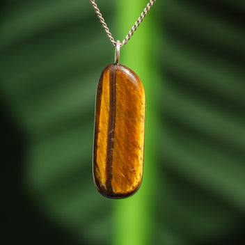 Tiger's eye pendant