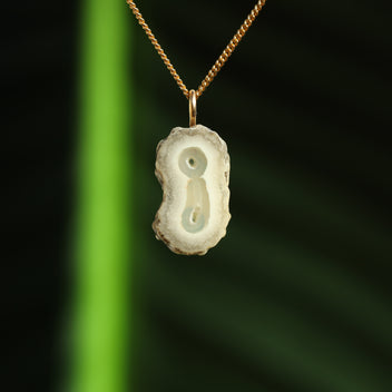 Chalcedoon met mosagaat hanger