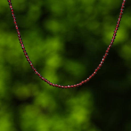 Rode granaat ketting