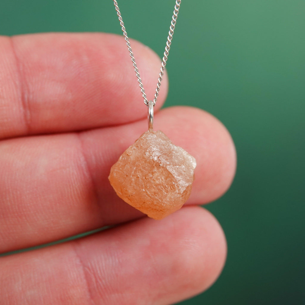 Hessoniet Granaat Hanger