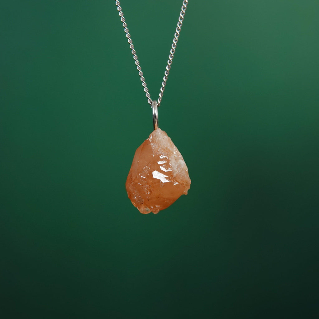 Hessoniet Granaat Hanger